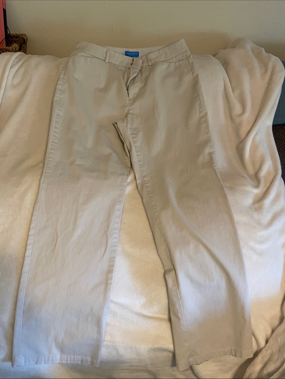 Dockers women’s Light Tan Chino Pants